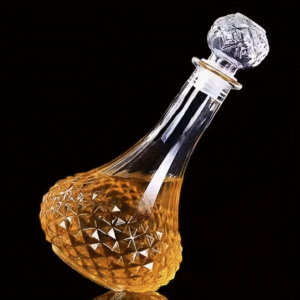 Vintāžas stila stikla karafe, 800 ml