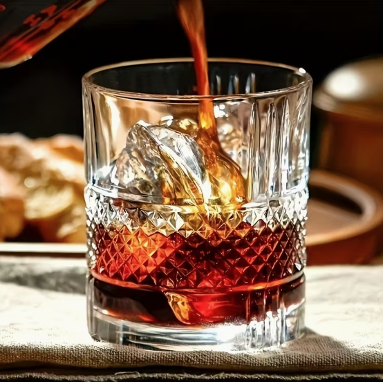 Klasiskās viskija glāzes “Old Fashioned” (2 gab., 205 ml)