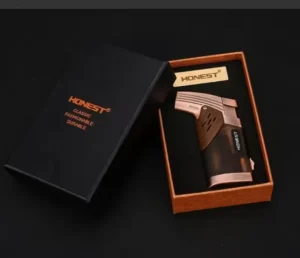 Honest šķiltavas ar koka apdari un cigāru urbīti