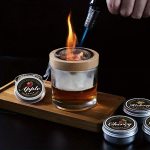 Viskija un citu dzērienu kūpināšanas komplekts ar apaļu, gaišu kūpinātāju un 4 lielas ietilpības aromātiem